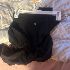 Black Lululemon leggings